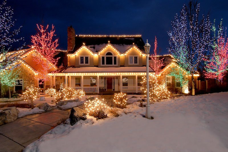 Commercial Christmas Light Installation